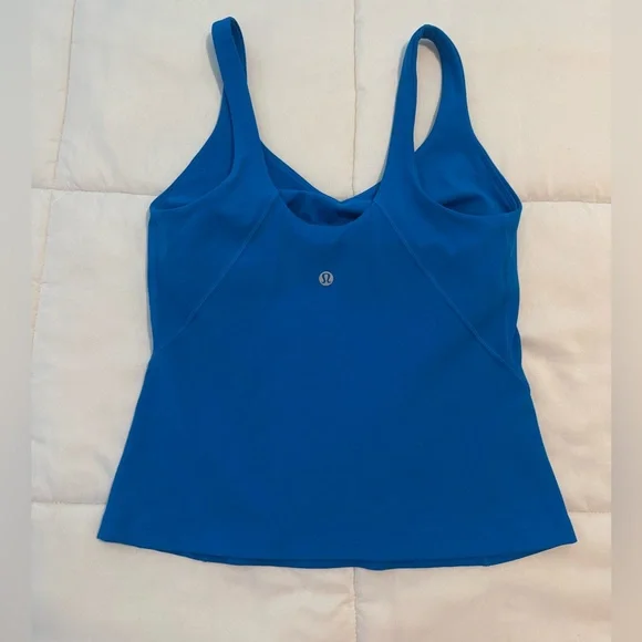 Lululemon Align Waist-Length Tank Top
Poolside bright kobalt blue shelf bra - Picture 9 of 11